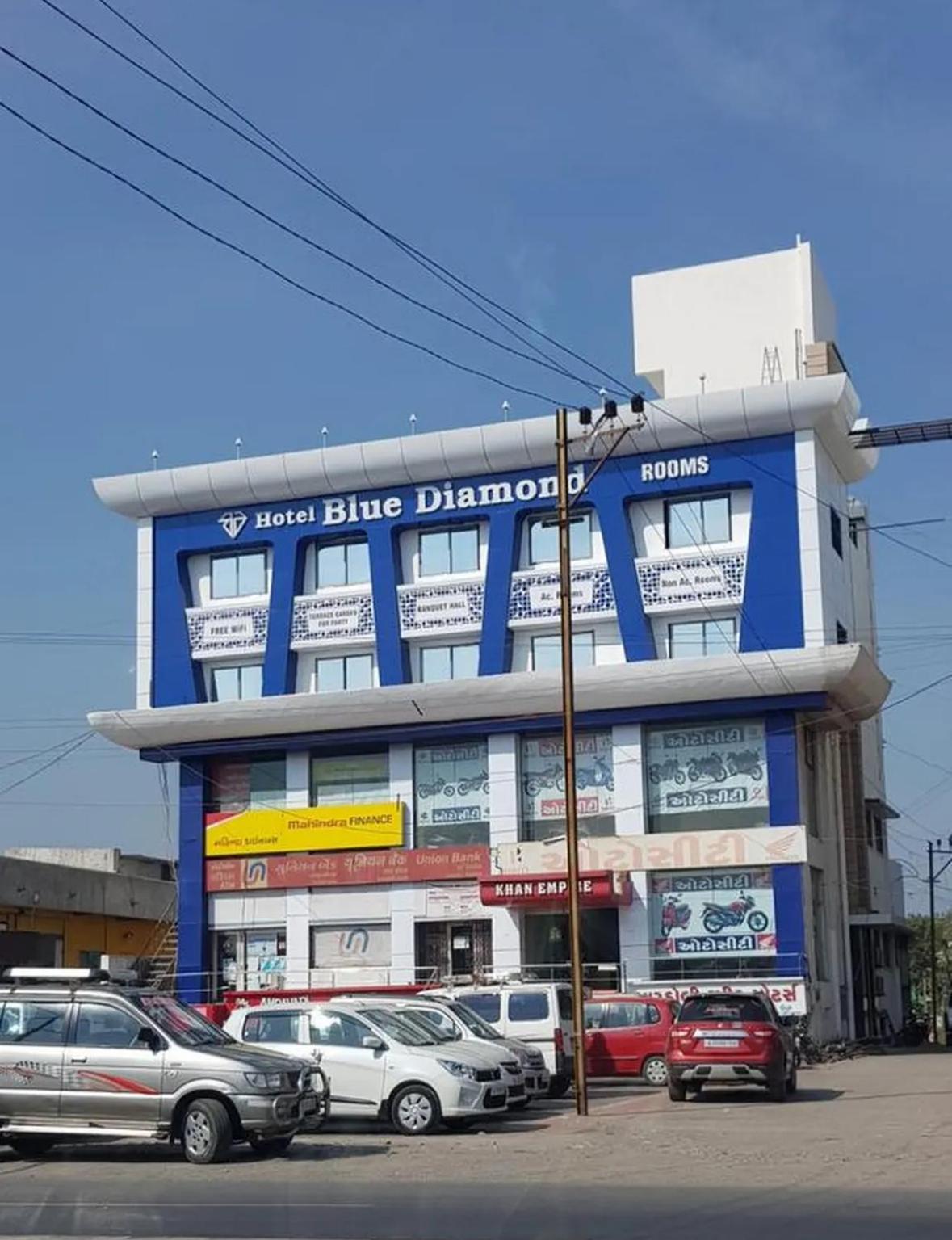 Hotel Bluediamond Bardoli Exterior photo
